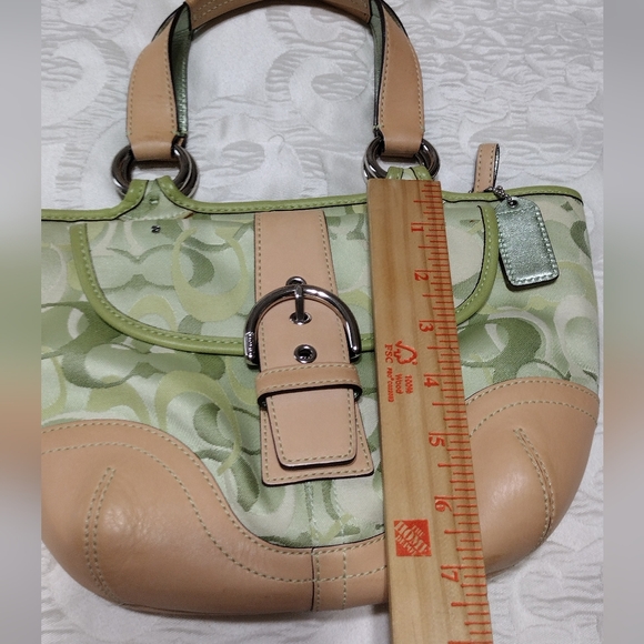 Coach limited edition lady bug hobo bag - Picture 9 of 13